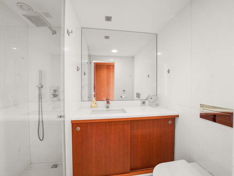Apartment for Sale in Lordelo do Ouro e Massarelos, Porto, Porto 38