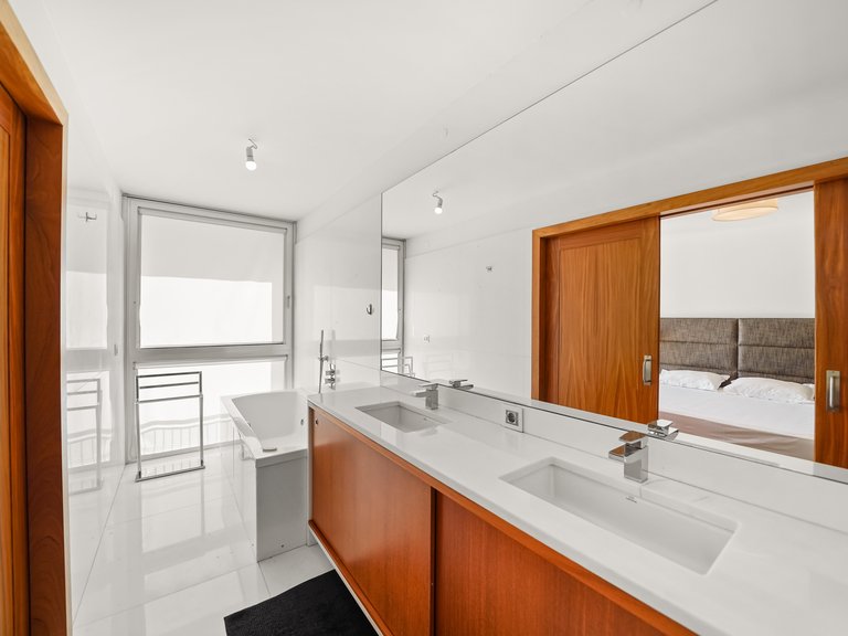 Apartment for Sale in Lordelo do Ouro e Massarelos, Porto, Porto 39