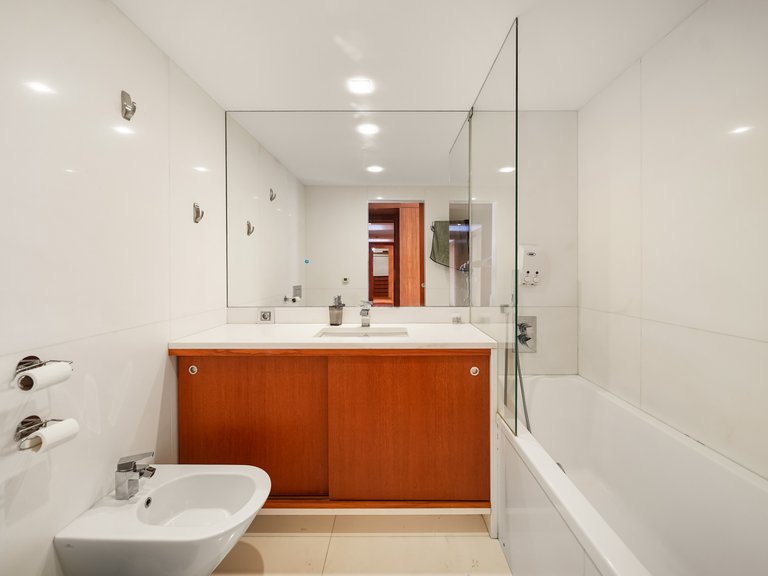 Apartment for Sale in Lordelo do Ouro e Massarelos, Porto, Porto 40