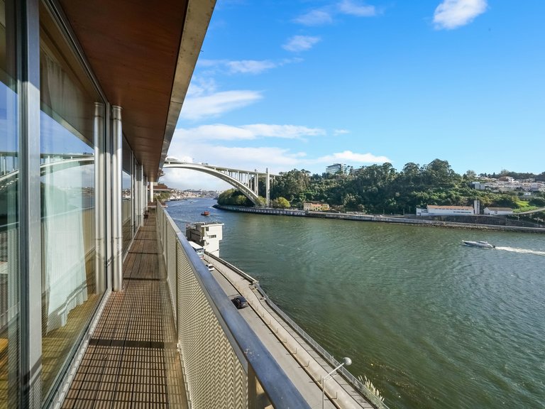 Apartment for Sale in Lordelo do Ouro e Massarelos, Porto, Porto 43