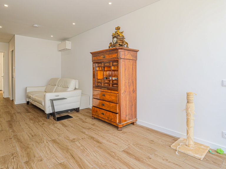 Apartment for Sale in Quarteira, Loulé, Algarve 9