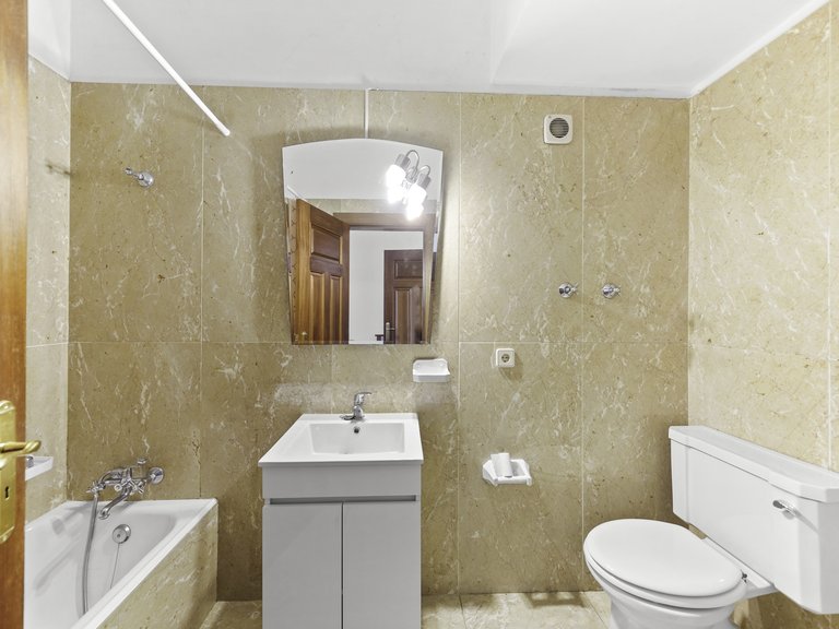 Villa for Sale in Paranhos, Porto, Porto 11