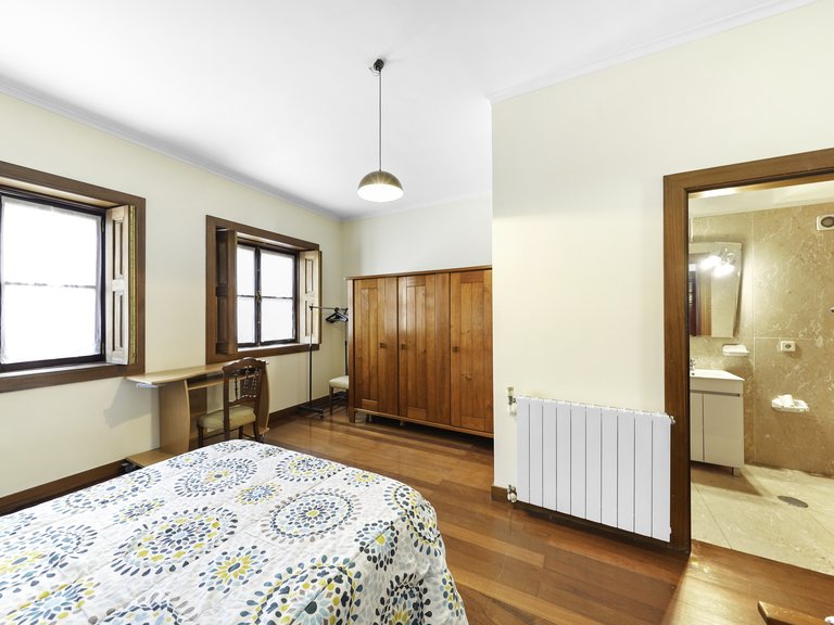 Villa for Sale in Paranhos, Porto, Porto 3