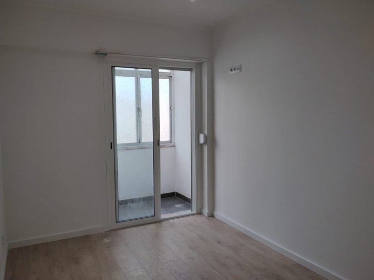 Apartment for Sale in Venteira, Amadora, Lisbon 5