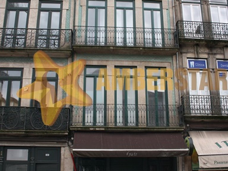 Commercial for Sale in Cedofeita, Santo Ildefonso, Sé, Miragaia, São Nicolau e Vitória, Porto, Porto 2