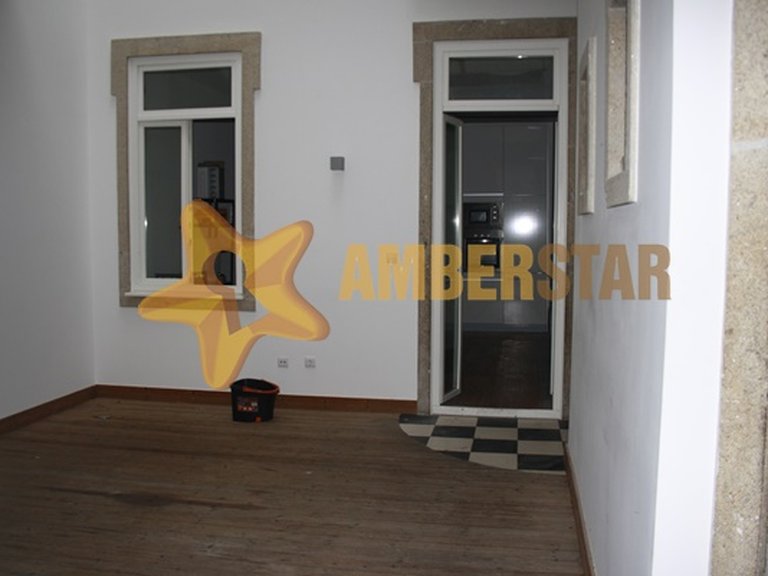 Commercial for Sale in Cedofeita, Santo Ildefonso, Sé, Miragaia, São Nicolau e Vitória, Porto, Porto 18