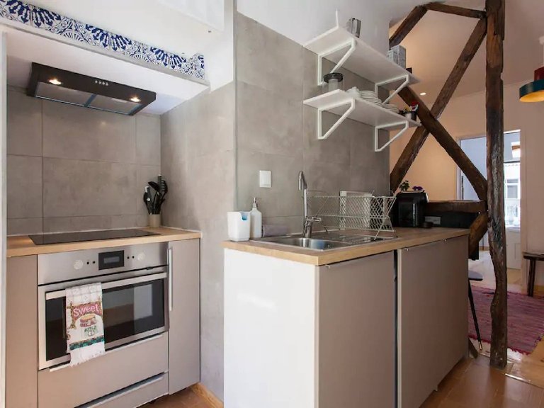 Apartment for Sale in Santa Maria Maior, Lisboa, Lisbon, Portugal 4