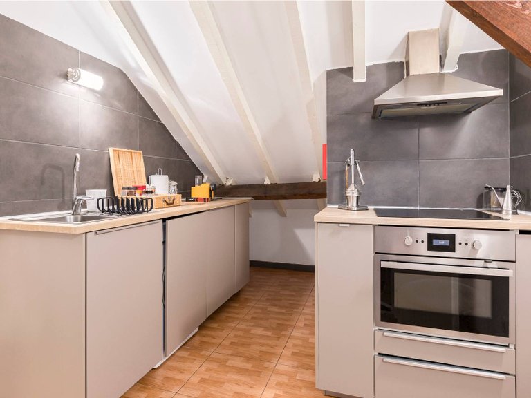Apartment for Sale in Santa Maria Maior, Lisboa, Lisbon, Portugal 10