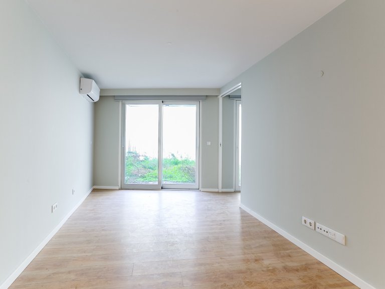 Apartment for Sale in Santo António, Lisboa, Lisbon, Portugal 3