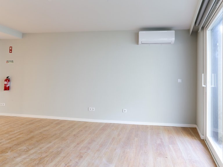 Apartment for Sale in Santo António, Lisboa, Lisbon, Portugal 5