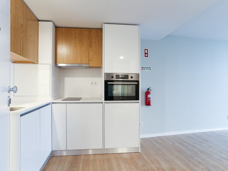 Apartment for Sale in Santo António, Lisboa, Lisbon, Portugal 9