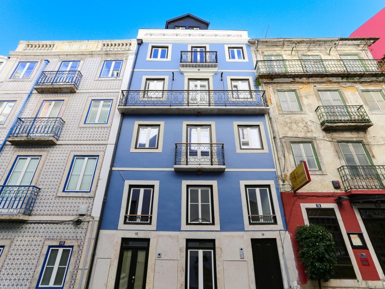 Apartment for Sale in Santo António, Lisboa, Lisbon, Portugal 17