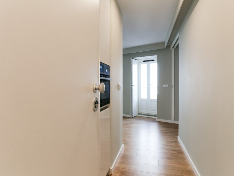 Apartment for Sale in Santo António, Lisboa, Lisbon, Portugal 3