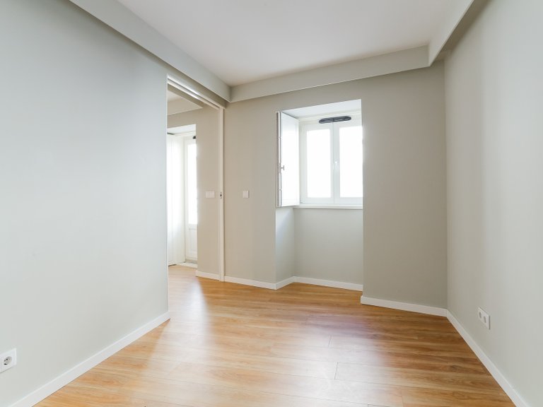 Apartment for Sale in Santo António, Lisboa, Lisbon, Portugal 10