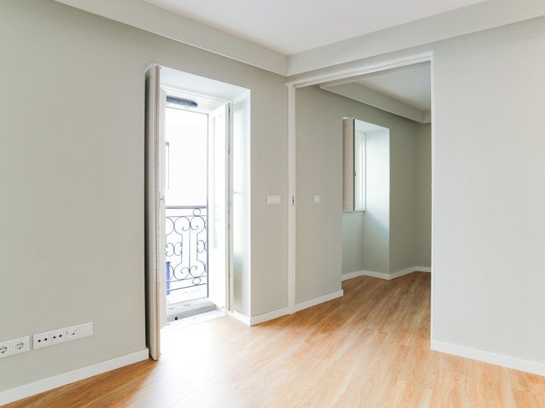 Apartment for Sale in Santo António, Lisboa, Lisbon, Portugal 9