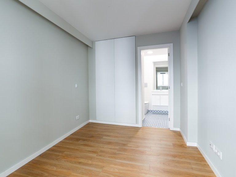 Apartment for Sale in Santo António, Lisboa, Lisbon, Portugal 11