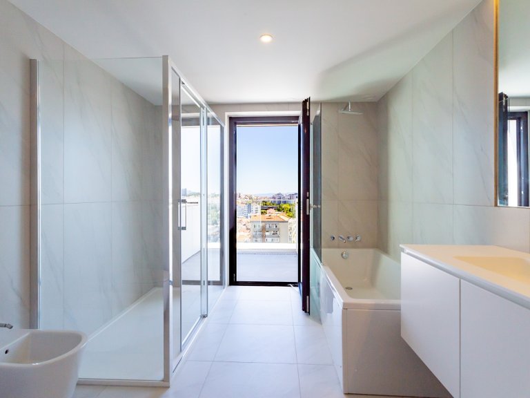 Apartment for Sale in Avenidas Novas, Lisboa, Lisbon, Portugal 22