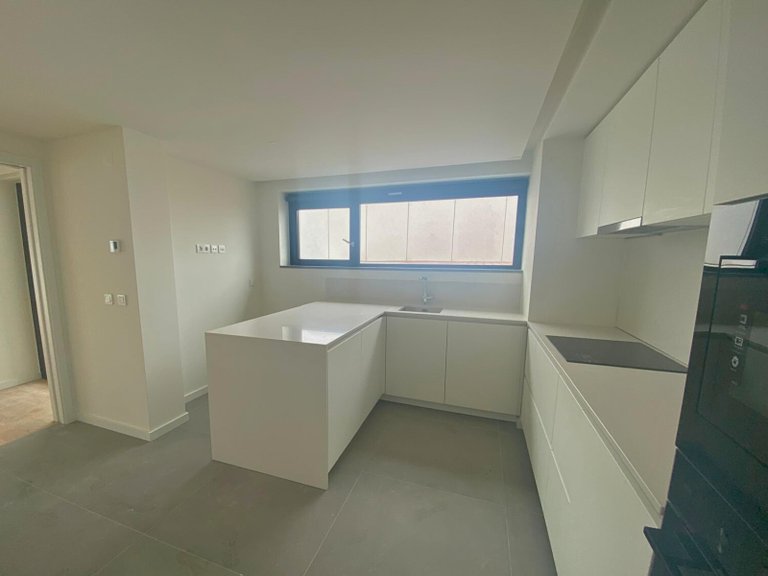 Apartment for Sale in Avenidas Novas, Lisboa, Lisbon, Portugal 10