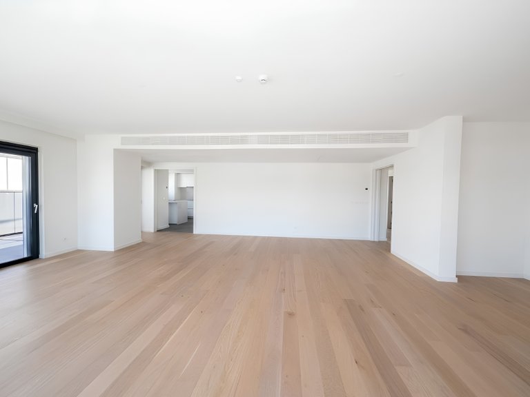 Apartment for Sale in Avenidas Novas, Lisboa, Lisbon, Portugal 10