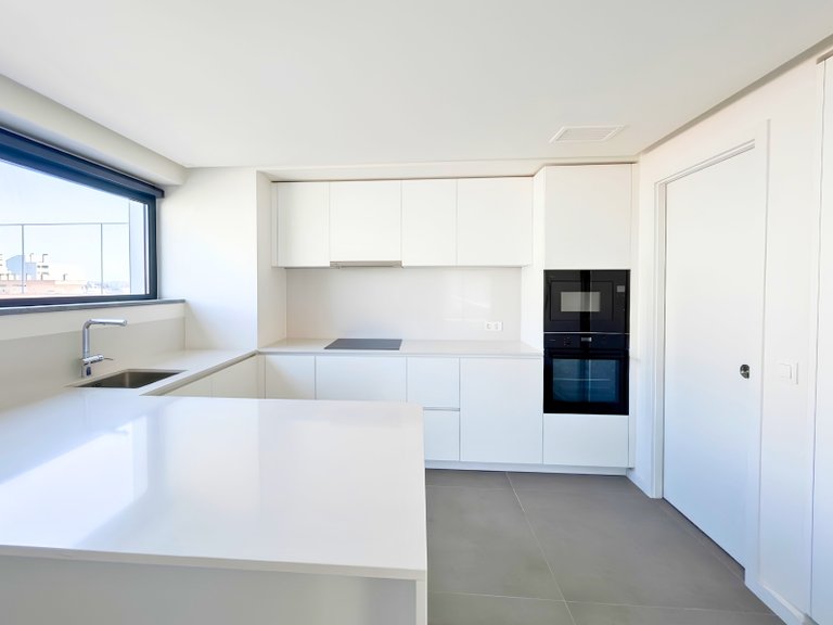 Apartment for Sale in Avenidas Novas, Lisboa, Lisbon, Portugal 12