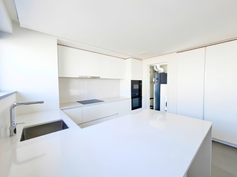 Apartment for Sale in Avenidas Novas, Lisboa, Lisbon, Portugal 13
