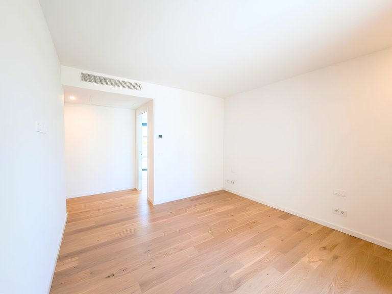 Apartment for Sale in Avenidas Novas, Lisboa, Lisbon, Portugal 42
