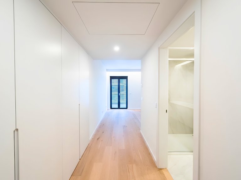 Apartment for Sale in Avenidas Novas, Lisboa, Lisbon, Portugal 40