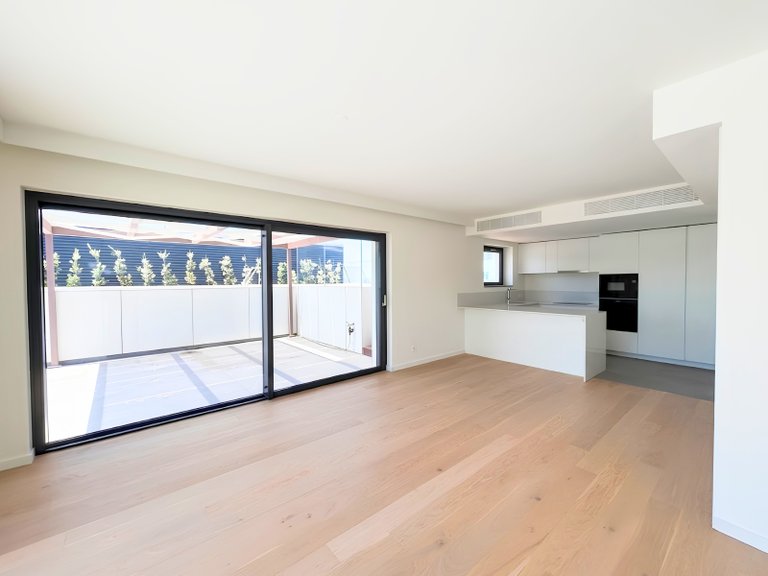 Apartment for Sale in Avenidas Novas, Lisboa, Lisbon, Portugal 17
