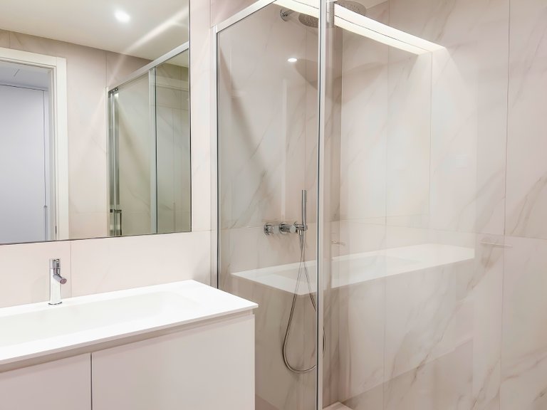 Apartment for Sale in Avenidas Novas, Lisboa, Lisbon, Portugal 23