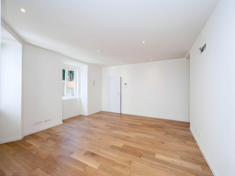 Apartment for Sale in Misericórdia, Lisboa, Lisbon, Portugal 4