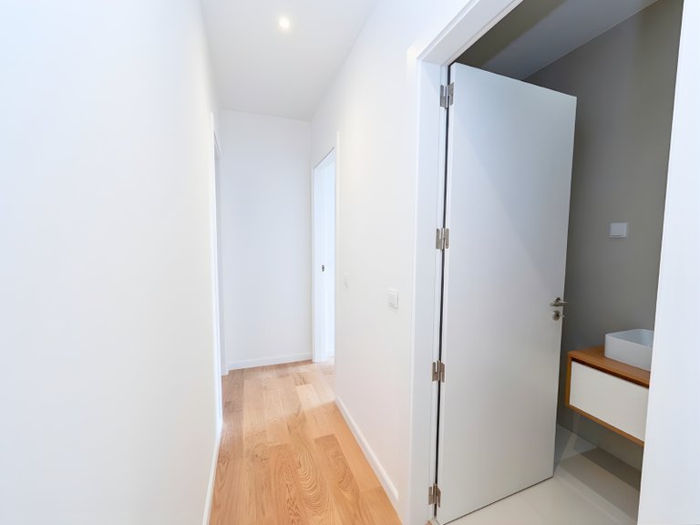 Apartment for Sale in Misericórdia, Lisboa, Lisbon, Portugal 9