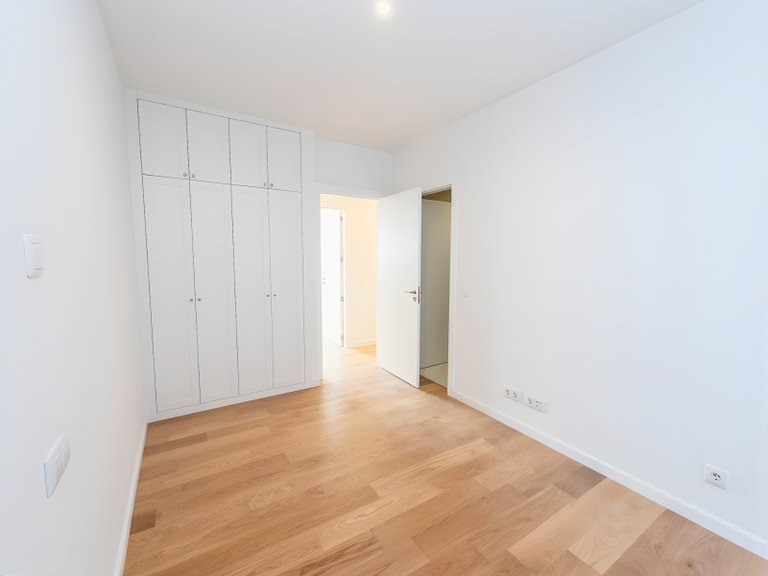 Apartment for Sale in Misericórdia, Lisboa, Lisbon, Portugal 17