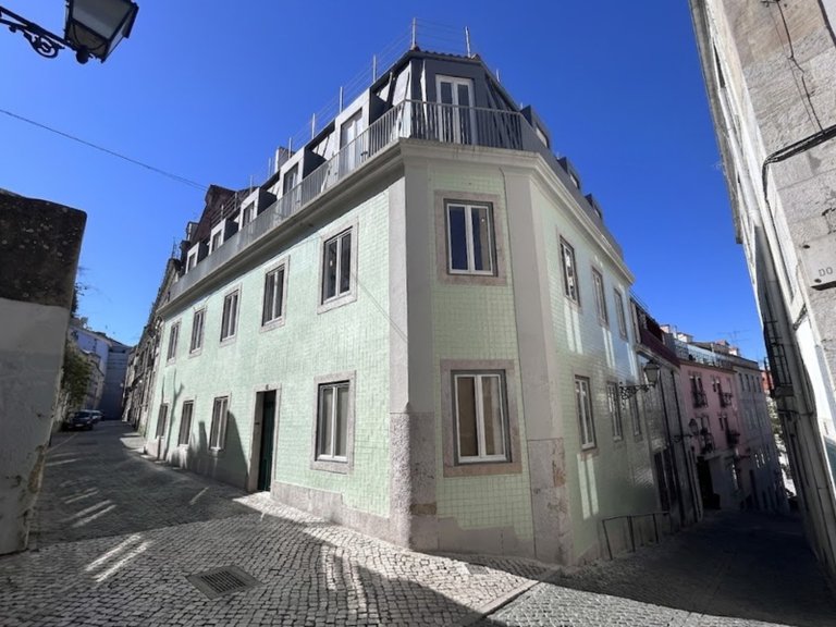 Apartment for Sale in Misericórdia, Lisboa, Lisbon, Portugal 25