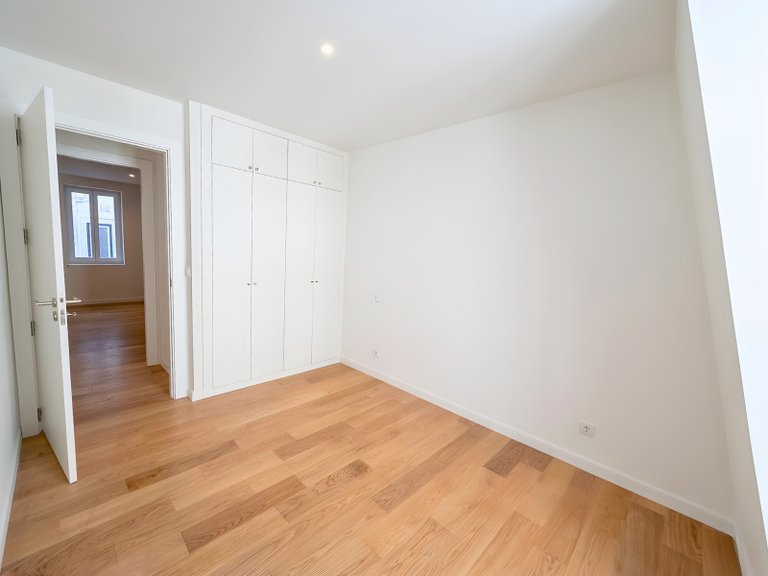 Apartment for Sale in Misericórdia, Lisboa, Lisbon, Portugal 10
