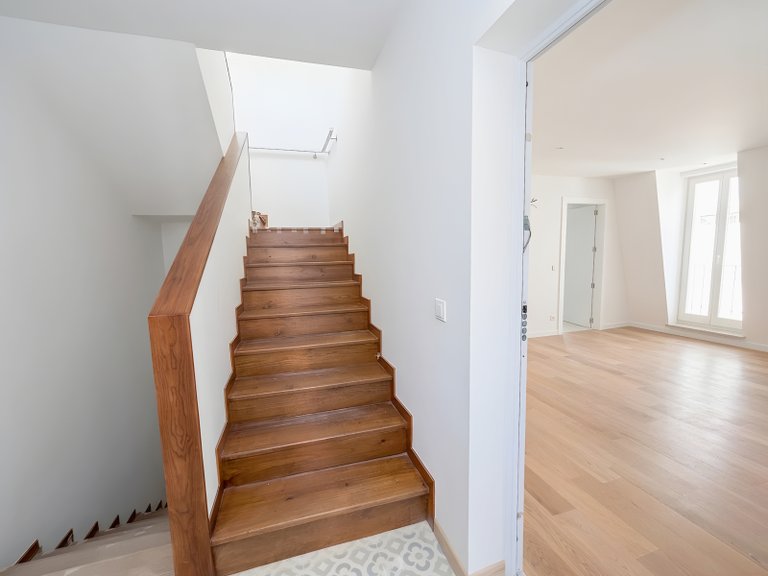 Apartment for Sale in Misericórdia, Lisboa, Lisbon, Portugal 20
