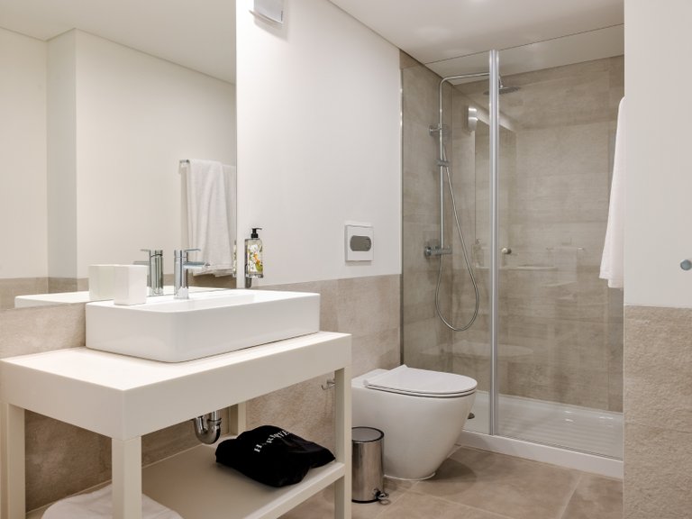 Apartment for Sale in Santa Marinha e São Pedro da Afurada, Vila Nova De Gaia, Porto, Portugal 11