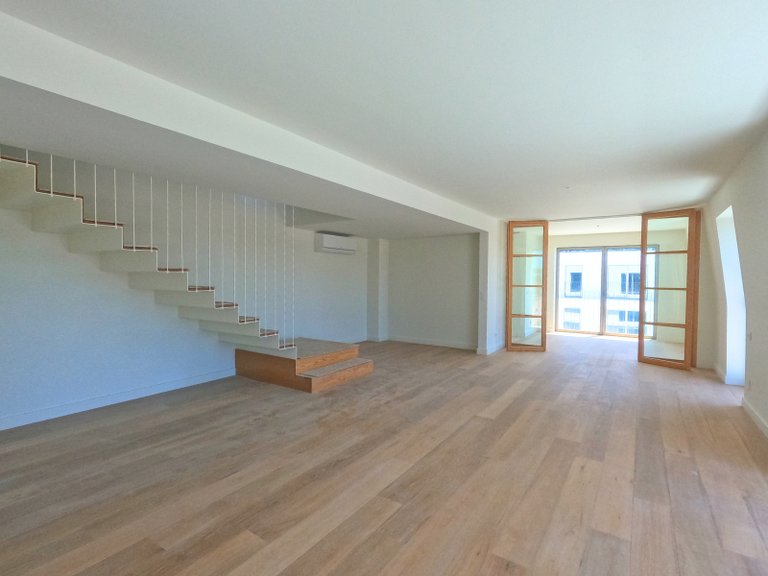 Apartment for Sale in Olivais, Lisboa, Lisbon, Portugal 3