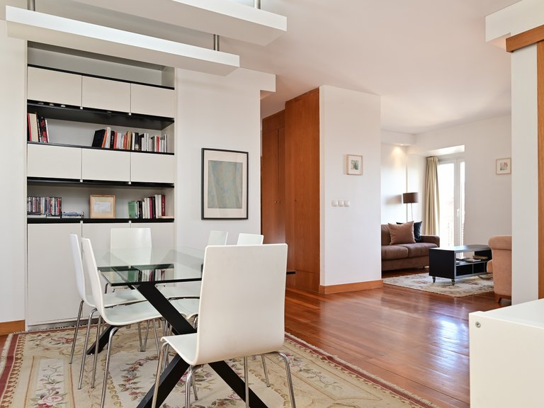Apartment for Sale in Misericórdia, Lisboa, Lisbon, Portugal 2