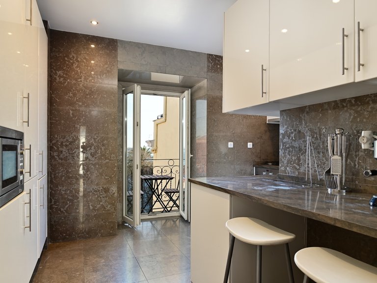 Apartment for Sale in Misericórdia, Lisboa, Lisbon, Portugal 9