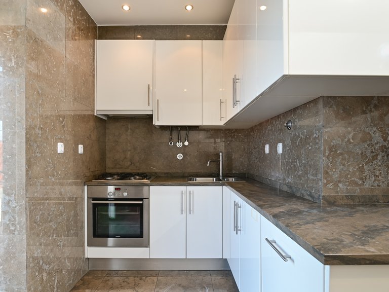Apartment for Sale in Misericórdia, Lisboa, Lisbon, Portugal 10