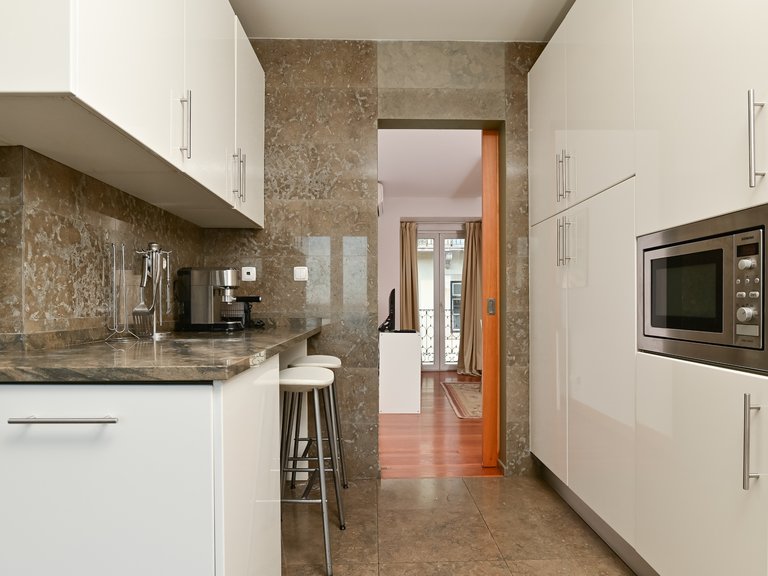 Apartment for Sale in Misericórdia, Lisboa, Lisbon, Portugal 11