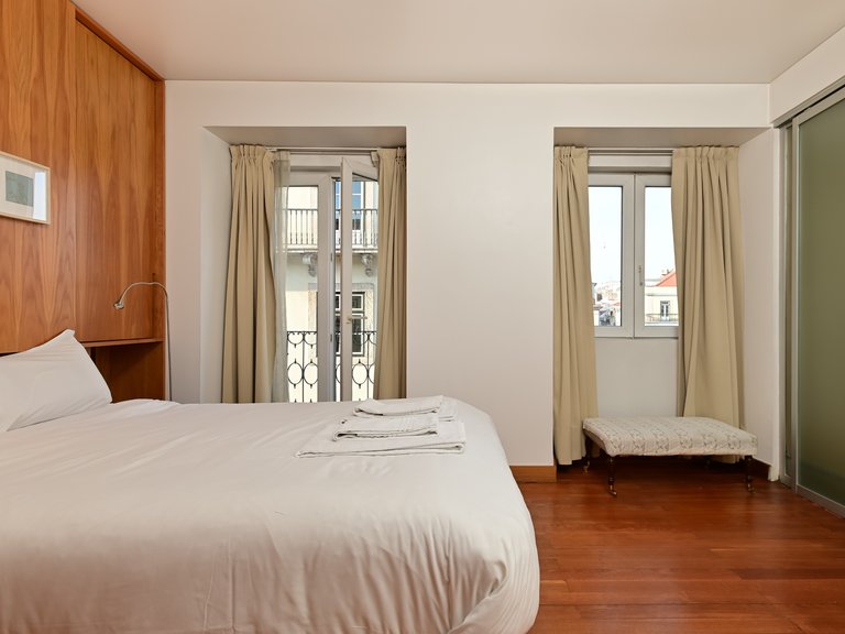 Apartment for Sale in Misericórdia, Lisboa, Lisbon, Portugal 19