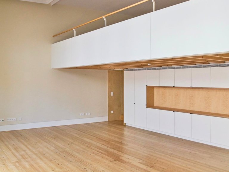 Apartment for Sale in Santo António, Lisboa, Lisbon, Portugal 2