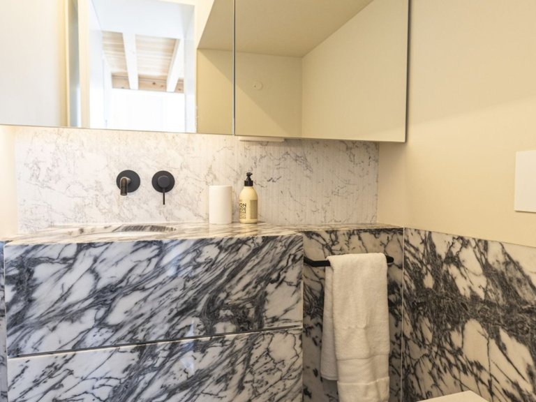 Apartment for Sale in Santo António, Lisboa, Lisbon, Portugal 19