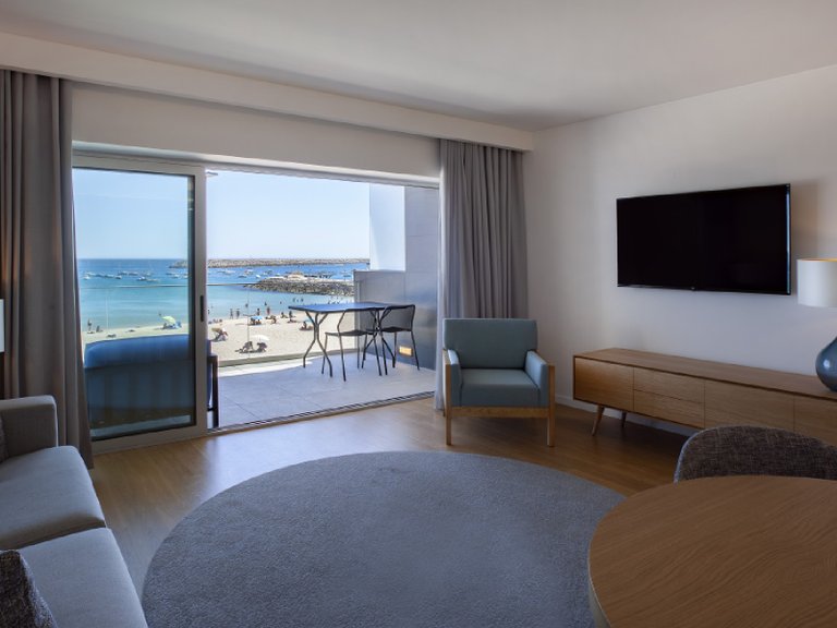 Apartment for Sale in Sesimbra (Santiago), Sesimbra, Setúbal, Portugal 2