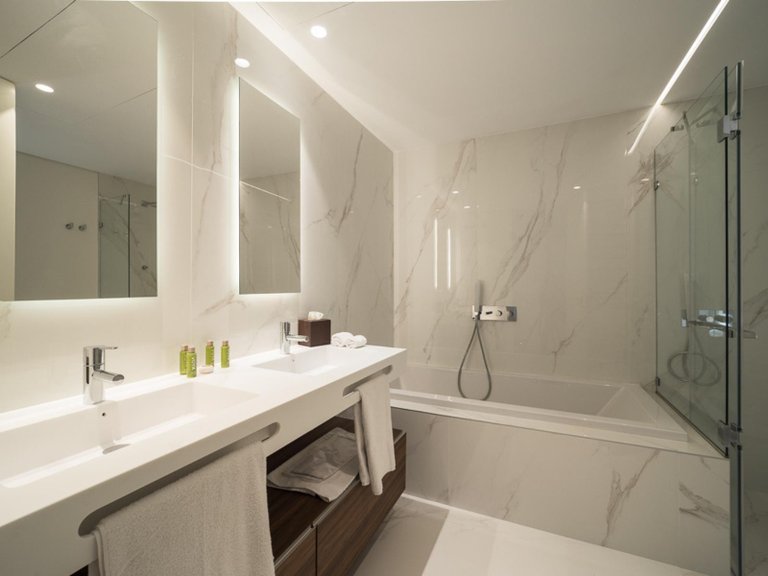 Apartment for Sale in Parque das Nações, Lisboa, Lisbon, Portugal 3