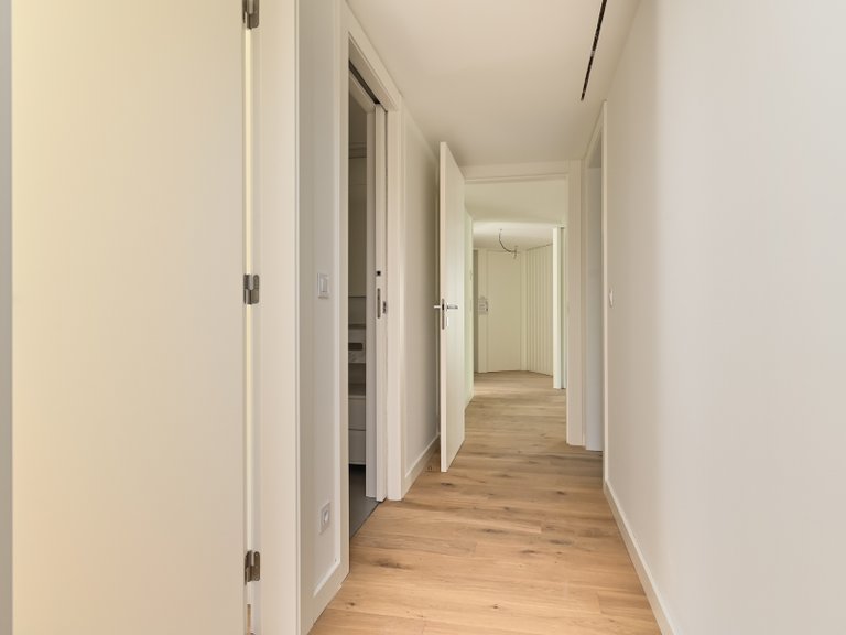Apartment for Sale in Areeiro, Lisboa, Lisbon, Portugal 10