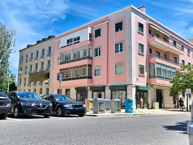 Apartment for Sale in Areeiro, Lisboa, Lisbon, Portugal 19