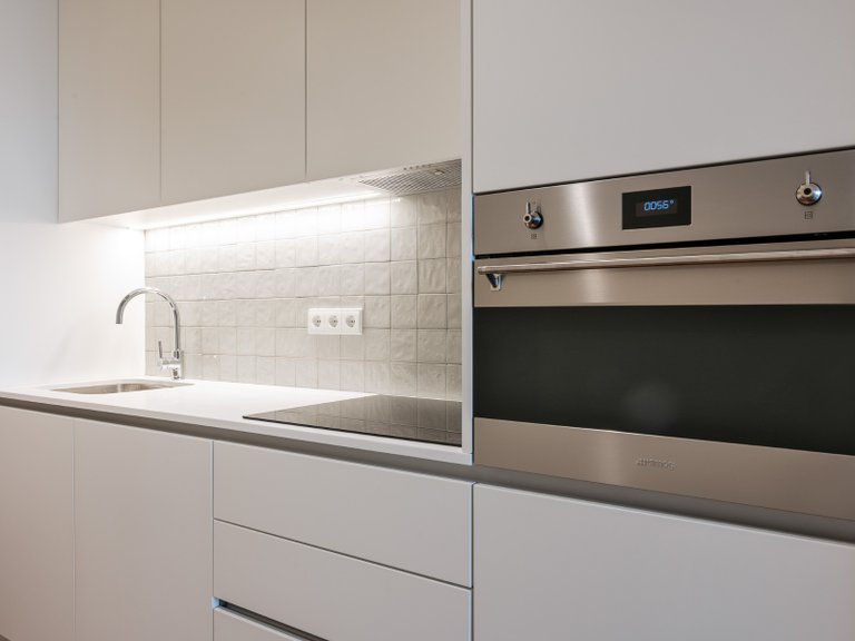 Apartment for Sale in Cedofeita, Santo Ildefonso, Sé, Miragaia, São Nicolau e Vitória, Porto, Porto, Portugal 17