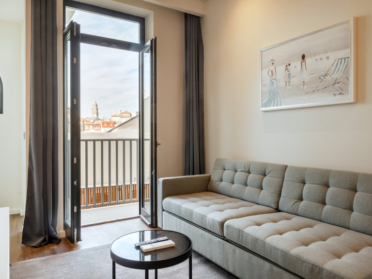 Apartment for Sale in Cedofeita, Santo Ildefonso, Sé, Miragaia, São Nicolau e Vitória, Porto, Porto, Portugal 19